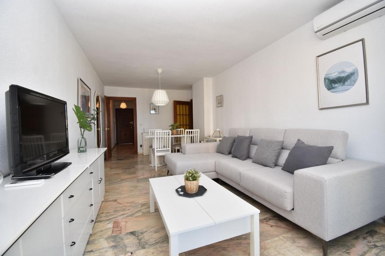Apartamento Vistas Al Mar Y Piscina Fuengirola Dış mekan fotoğraf