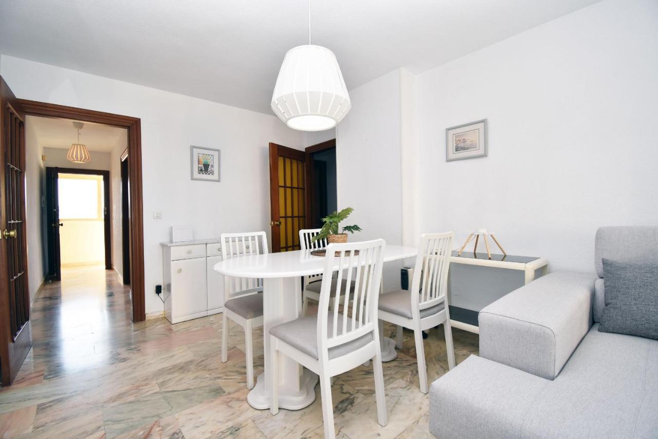 Apartamento Vistas Al Mar Y Piscina Fuengirola Dış mekan fotoğraf