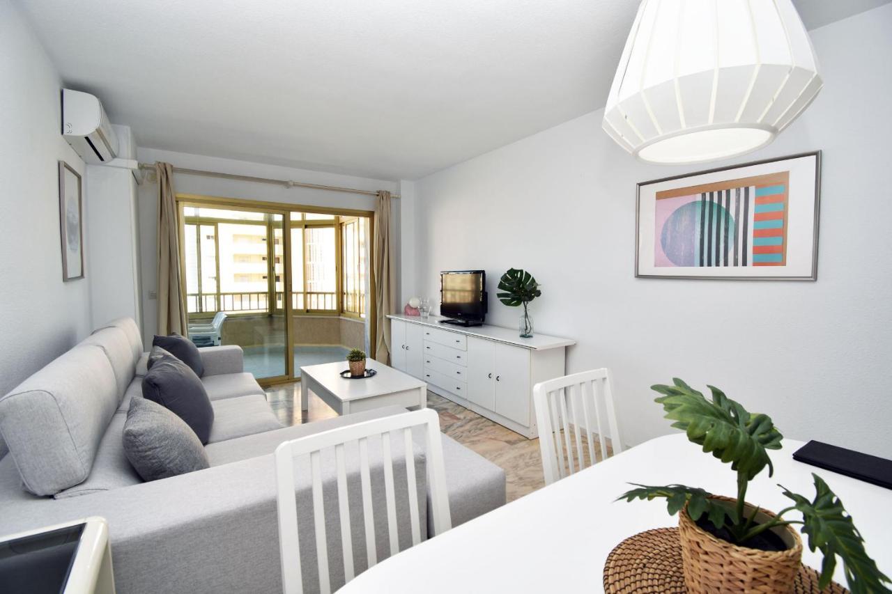Apartamento Vistas Al Mar Y Piscina Fuengirola Dış mekan fotoğraf